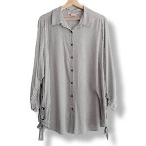 IN EVERY STORY / Penningtons Button Down Striped Shirt Lace-Up Sides Sz X